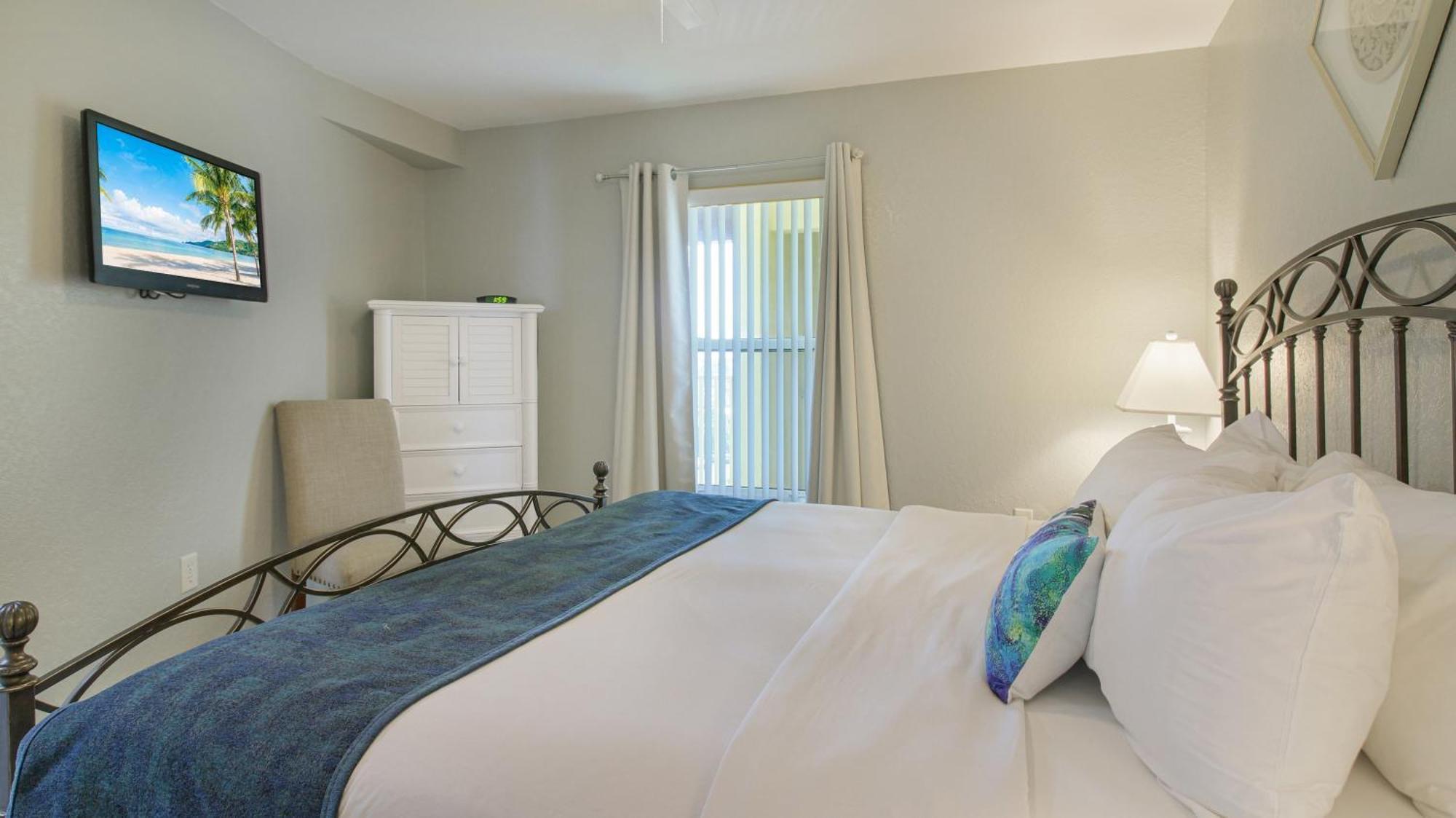 South Beach Oceanfront Resort St. Pete Beach Eksteriør billede